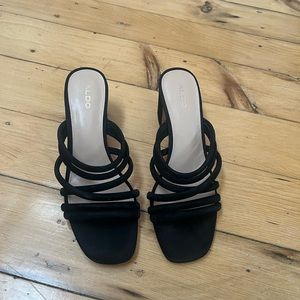 Aldo baby heels 👠